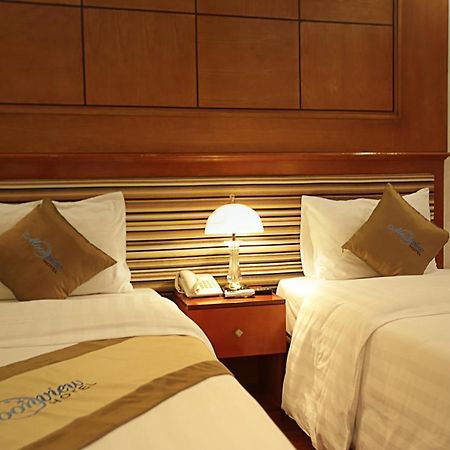 Bro & Sis Hotel Hanoi Exterior photo
