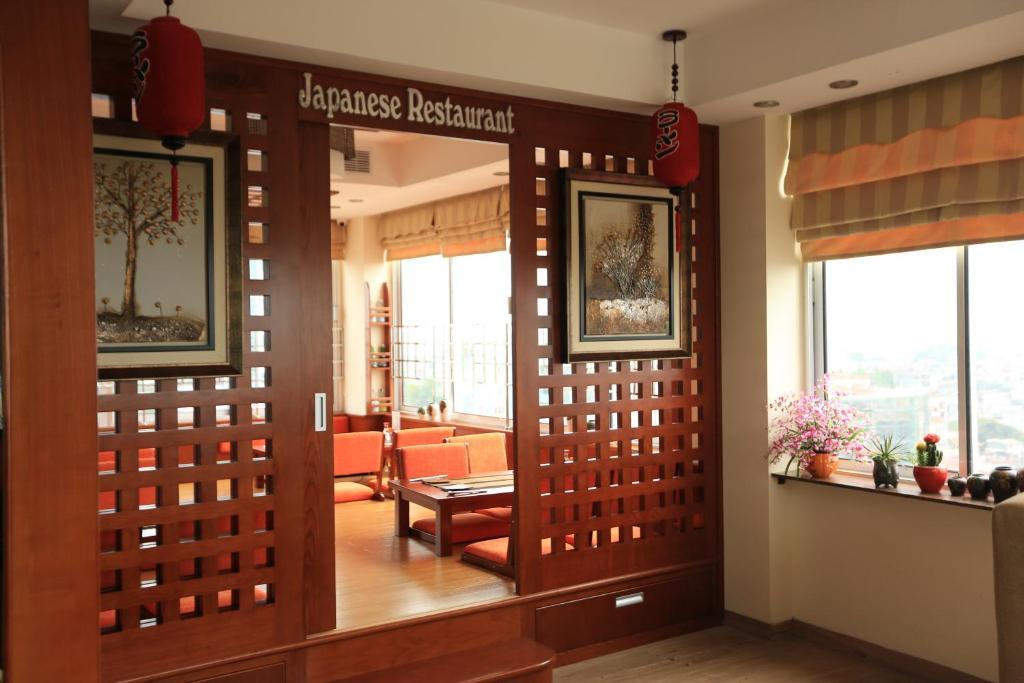 Bro & Sis Hotel Hanoi Exterior photo