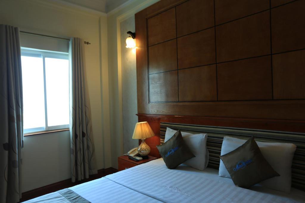 Bro & Sis Hotel Hanoi Exterior photo