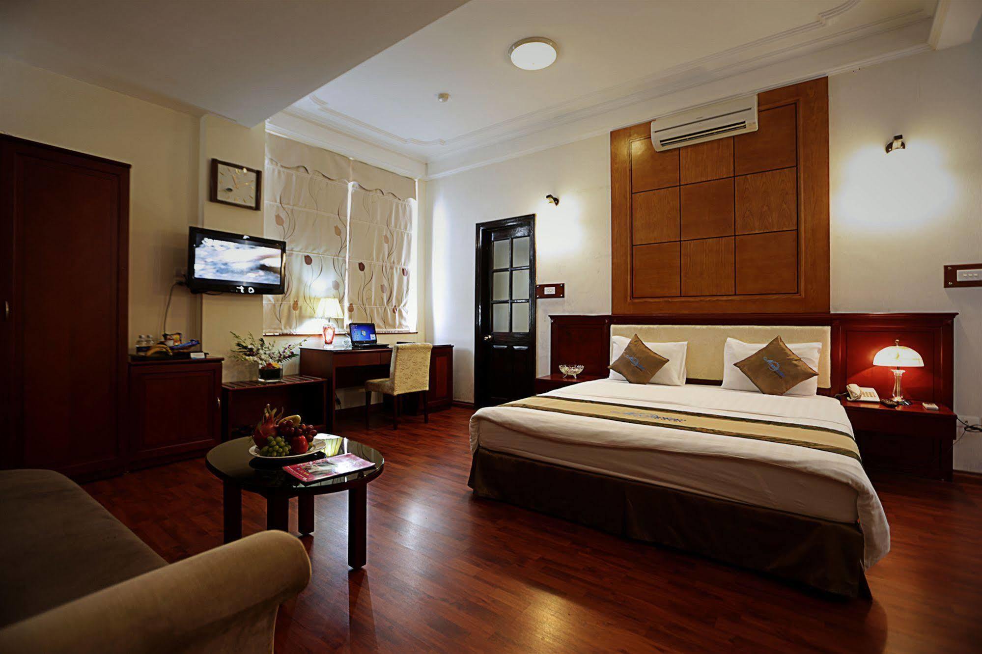 Bro & Sis Hotel Hanoi Exterior photo